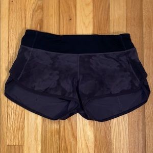 Lululemon Speed Short Size 4